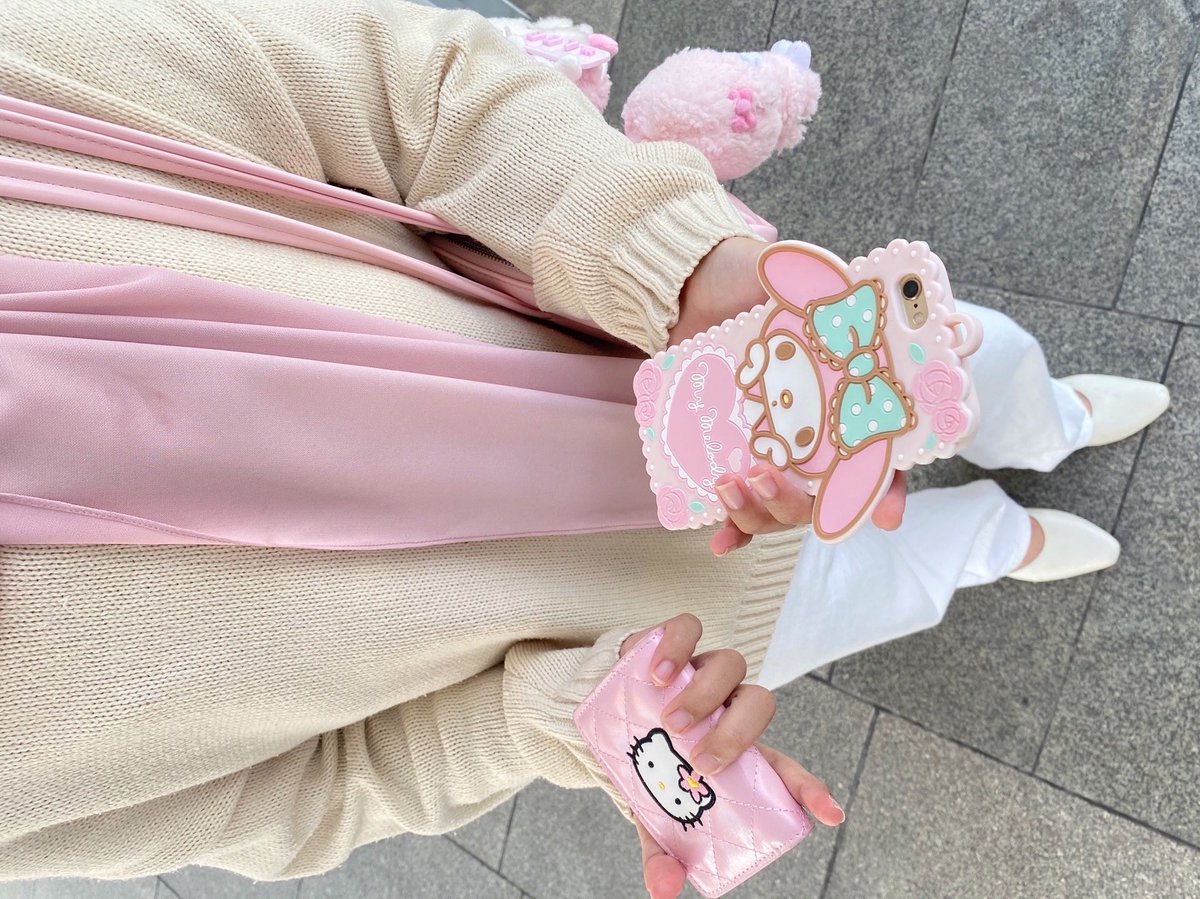 🏷🎀💬