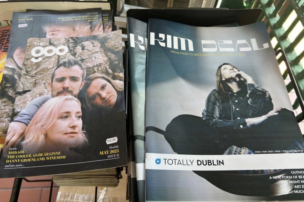Dave O'Grady (@davegildedalm) on Twitter photo DEAL and No DEAL
as <a href="/theGOOdublin/">TheGOO</a> and <a href="/totallydublin/">Totally Dublin</a> hit the stands at <a href="/georgesarcade/">George’s Street Arcade</a> with the brilliant <a href="/KimDealMusic/">Kim Deal</a> & <a href="/mhaolmusic/">M(h)aol</a> on the covers.
I think they'd like each others records on <a href="/mergerecords/">Merge Records</a> & <a href="/4AD_Official/">4AD</a> DEAL and No DEAL
as <a href="/theGOOdublin/">TheGOO</a> and <a href="/totallydublin/">Totally Dublin</a> hit the stands at <a href="/georgesarcade/">George’s Street Arcade</a> with the brilliant <a href="/KimDealMusic/">Kim Deal</a> & <a href="/mhaolmusic/">M(h)aol</a> on the covers.
I think they'd like each others records on <a href="/mergerecords/">Merge Records</a> & <a href="/4AD_Official/">4AD</a>