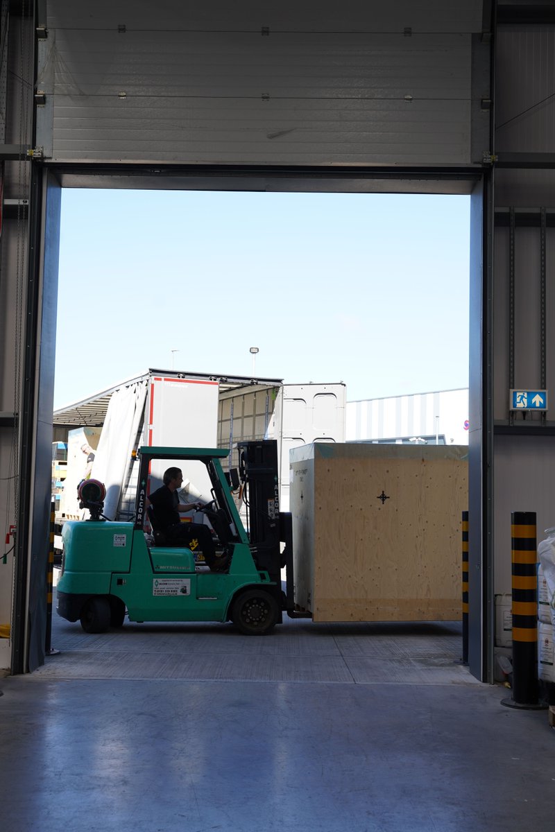 We've had a delivery... 

It’s big. It’s heavy.  

Sign up to our mailer for the inside scoop: pressonvinyl.com/subscribe/

#Mystery #VinylFuture #PressOnVinyl #SomethingIsComing #WatchThisSpace