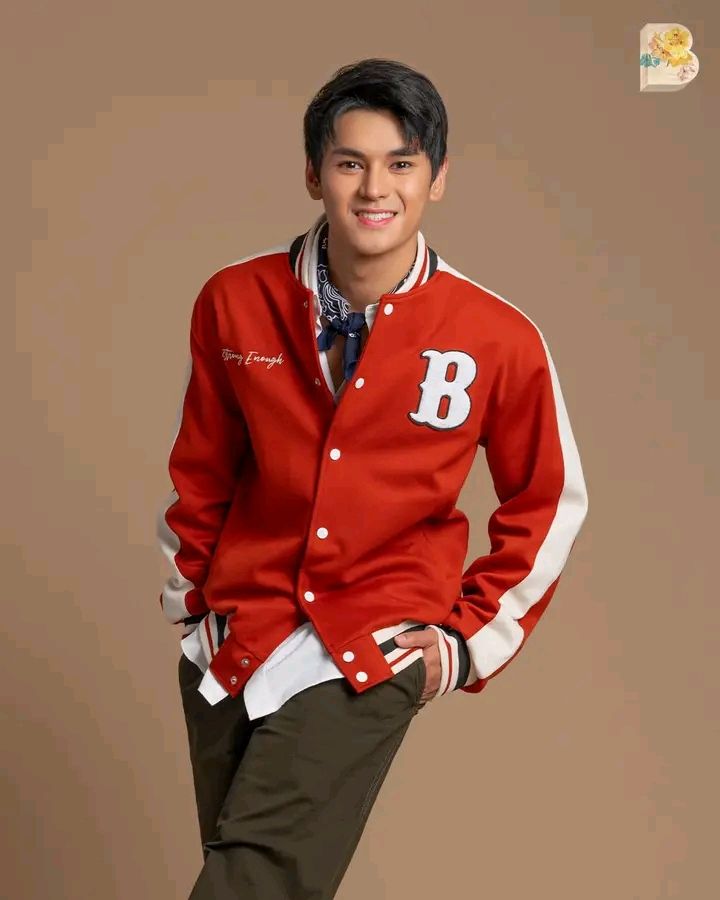 gwenᥫ᭡.| tweet media