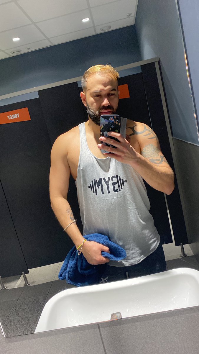 The Phoenix (@firehotphoenix) on Twitter photo 