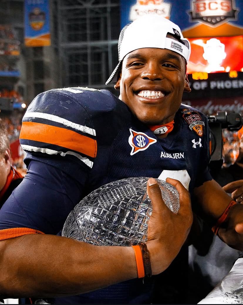 Damarion Mays (@champfa6ix) on Twitter photo AGTG. Blessed to receive an offer from The University of Auburn
<a href="/therealkwat/">Kenyatta Watson</a> <a href="/drobalwayzopen/">David Robinson</a> <a href="/therealraygates/">Ray Gates</a>
<a href="/samspiegs/">Sam Spiegelman</a> <a href="/CoachGloria1/">Coach Gloria</a> <a href="/CoachKPark/">Kevin Park</a> <a href="/MikeRoach247/">Mike Roach</a> <a href="/Marchen44/">On Da Marc Sports🏈</a> <a href="/GregBiggins/">Greg Biggins</a> <a href="/GPowersScout/">Greg Powers 🏟️</a> <a href="/dctf/">Dave Campbell's Texas Football — TexasFootball.com</a> <a href="/ChadSimmons_/">ChadSimmons</a> <a href="/Rivals/">Rivals</a> <a href="/DemetricDWarren/">Demetric D. Warren</a> <a href="/TheUCReport/">Billy Tucker</a> <a href="/AWilliamsUSA/">Anthony Williams</a> AGTG. Blessed to receive an offer from The University of Auburn
<a href="/therealkwat/">Kenyatta Watson</a> <a href="/drobalwayzopen/">David Robinson</a> <a href="/therealraygates/">Ray Gates</a>
<a href="/samspiegs/">Sam Spiegelman</a> <a href="/CoachGloria1/">Coach Gloria</a> <a href="/CoachKPark/">Kevin Park</a> <a href="/MikeRoach247/">Mike Roach</a> <a href="/Marchen44/">On Da Marc Sports🏈</a> <a href="/GregBiggins/">Greg Biggins</a> <a href="/GPowersScout/">Greg Powers 🏟️</a> <a href="/dctf/">Dave Campbell's Texas Football — TexasFootball.com</a> <a href="/ChadSimmons_/">ChadSimmons</a> <a href="/Rivals/">Rivals</a> <a href="/DemetricDWarren/">Demetric D. Warren</a> <a href="/TheUCReport/">Billy Tucker</a> <a href="/AWilliamsUSA/">Anthony Williams</a>