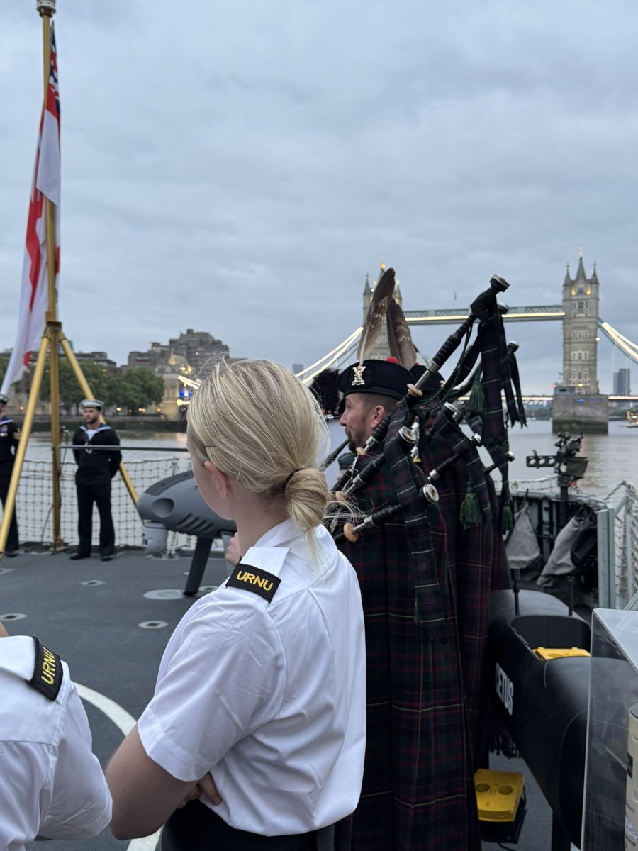 URNU London tweet media