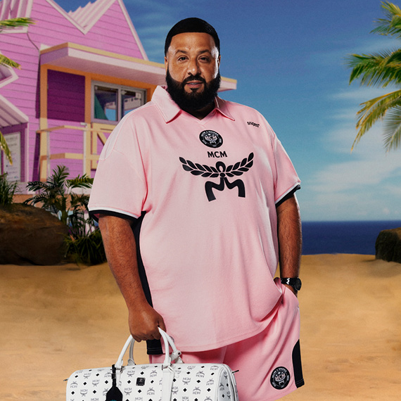 European Sponsorship Association (ESA) (@europsponsassoc) on Twitter photo #ESAmember news via <a href="/eartotheground/">Ear to the Ground</a>
SNIPES and Ear to the Ground βMake It Miamiβ in culture-defining launch with MCM and DJ Khaled
π bit.ly/4jj2kxR
#sponsorship #ESAmember news via <a href="/eartotheground/">Ear to the Ground</a>
SNIPES and Ear to the Ground βMake It Miamiβ in culture-defining launch with MCM and DJ Khaled
π bit.ly/4jj2kxR
#sponsorship