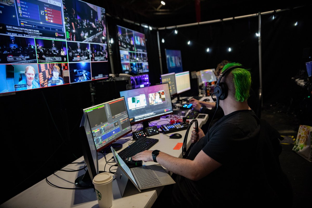 EPIC.LAN Events & Production Agency (@epiclanbusiness) on Twitter photo 📣 New Job Opportunity 📣
We are recruiting for a full time Technical Producer to join the team here to work on a range of online and offline productions. 
Find out more and apply at hr.breathehr.com/v/technical-pr…
Closes 31st May. 
No agencies please. 📣 New Job Opportunity 📣
We are recruiting for a full time Technical Producer to join the team here to work on a range of online and offline productions. 
Find out more and apply at hr.breathehr.com/v/technical-pr…
Closes 31st May. 
No agencies please.