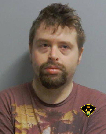 'Public safety risk': Carleton Place man charged with child pornography, threats against young children now out on bail
lanarkist.com/2025/05/21/pub…
<a href="/MIHomeYGK/">🇨🇦 Make It Home YGK</a>