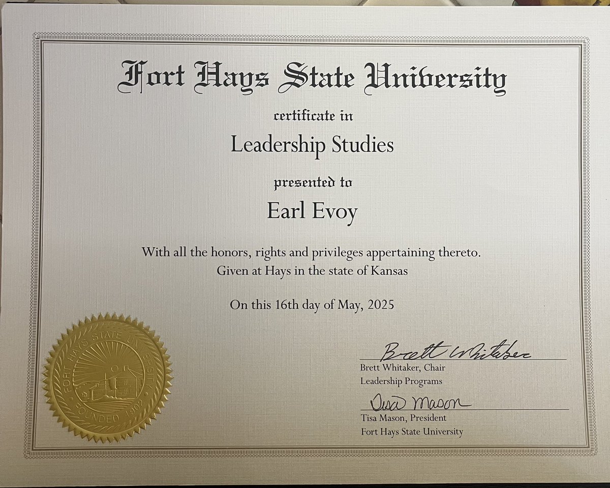 EARL EVOY JR. tweet media