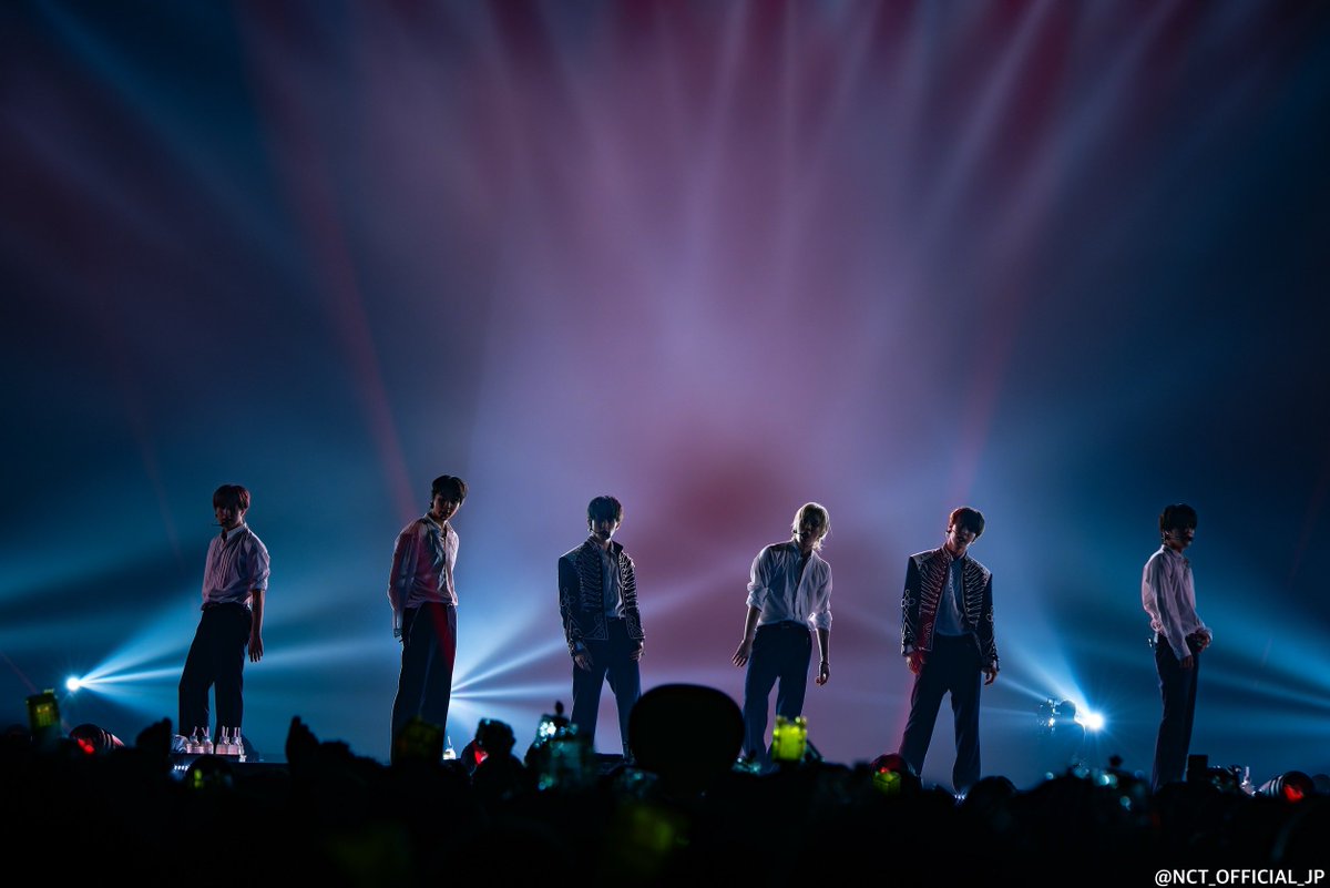 NCT_OFFICIAL_JP's tweet photo. #NEOCITY_THE_MOMENTUM_JAPAN 東京ドーム公演初日が終了💚

またここで出会ったNCT 127とシズニ！

そして明日はついに最終公演！
パワーをすべて出し切って盛り上がりましょう💪🔥

#NCT127 #NEOCITY 
#NEOCITY_THE_MOMENTUM
#NCT127_NEOCITY_THE_MOMENTUM https://t.co/vMOKh5zLcL