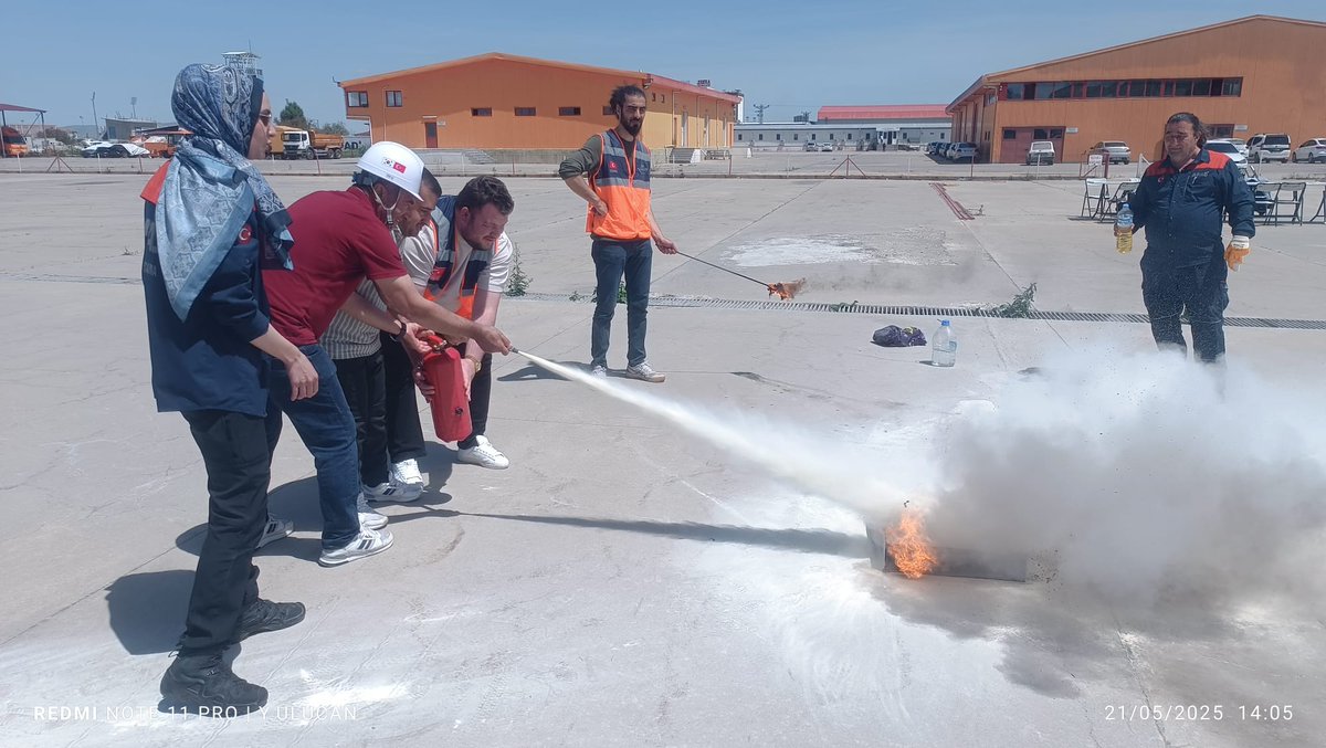 AFAD Afyonkarahisar (@afad_afyon) on Twitter photo farkıMda mısın?projesi ile Özel Gereksinimli Bireylere, Refakatçilerine ve onlara Can Dostum olan AFAD Gönüllülerine 1 gün süreli;
📍Afet Farkındalık,
📍İnsani Yardım ve Psikososyal Destek,
📍Yangın ve Çadır Kurma eğitimi verilmiştir.
<a href="/AFADBaskanlik/">AFAD</a> <a href="/AfyonValiligi/">T.C. Afyonkarahisar Valiliği</a> <a href="/alialtindal/">Ali Altındal 🇹🇷</a> farkıMda mısın?projesi ile Özel Gereksinimli Bireylere, Refakatçilerine ve onlara Can Dostum olan AFAD Gönüllülerine 1 gün süreli;
📍Afet Farkındalık,
📍İnsani Yardım ve Psikososyal Destek,
📍Yangın ve Çadır Kurma eğitimi verilmiştir.
<a href="/AFADBaskanlik/">AFAD</a> <a href="/AfyonValiligi/">T.C. Afyonkarahisar Valiliği</a> <a href="/alialtindal/">Ali Altındal 🇹🇷</a>