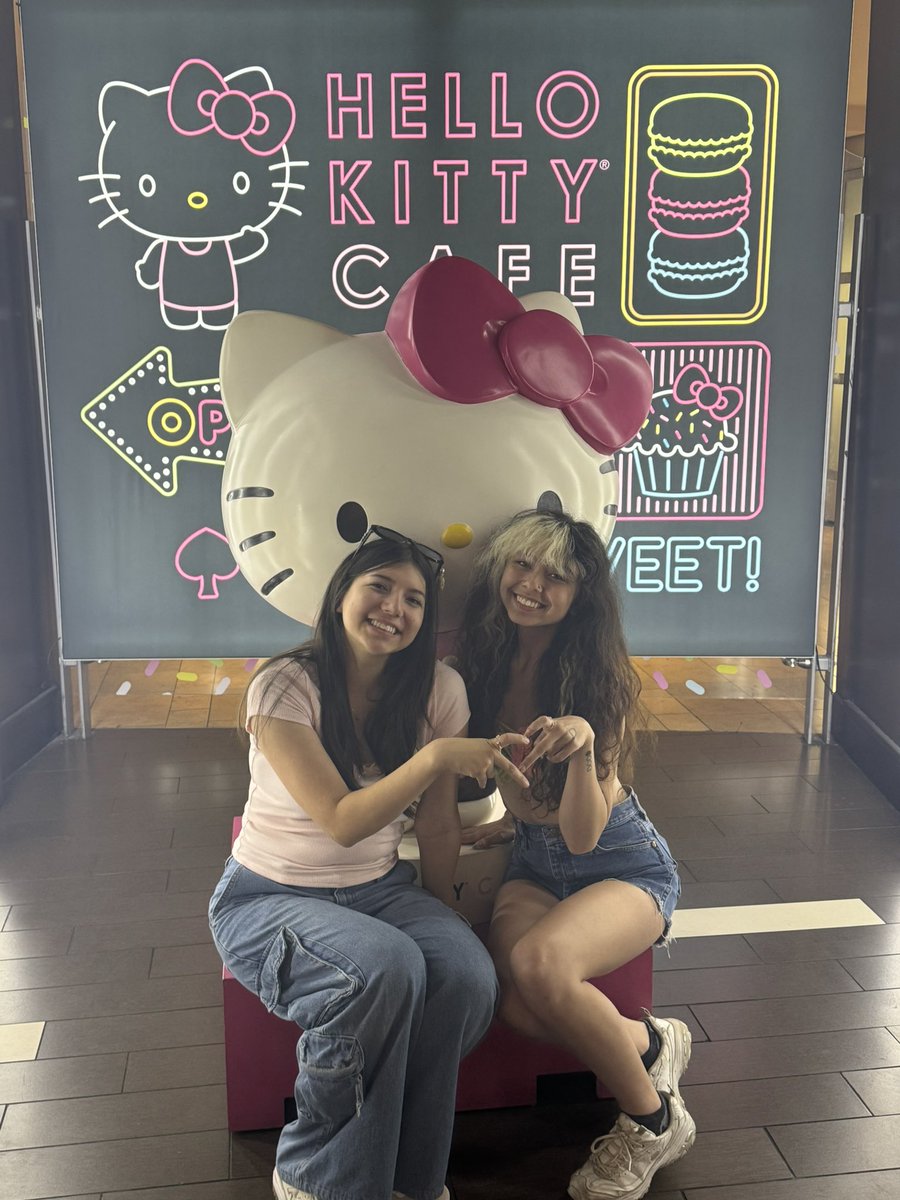 Bunbun_Fresh's tweet image. #sanrio #hellokitty #hellokittycafe #lasvegas