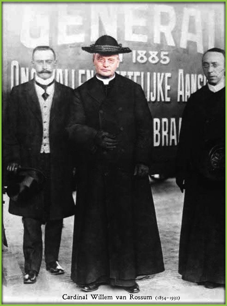 LimerickMuseum's tweet image. Today in 1928.. Confraternity men parading in Davis St/Baker Place for the Reception of Cardinal Van Rossum to Limerick on the &quot;Diamond Jubilee of Confraternity&quot;, July 20th 1928. #Limerick #OTD