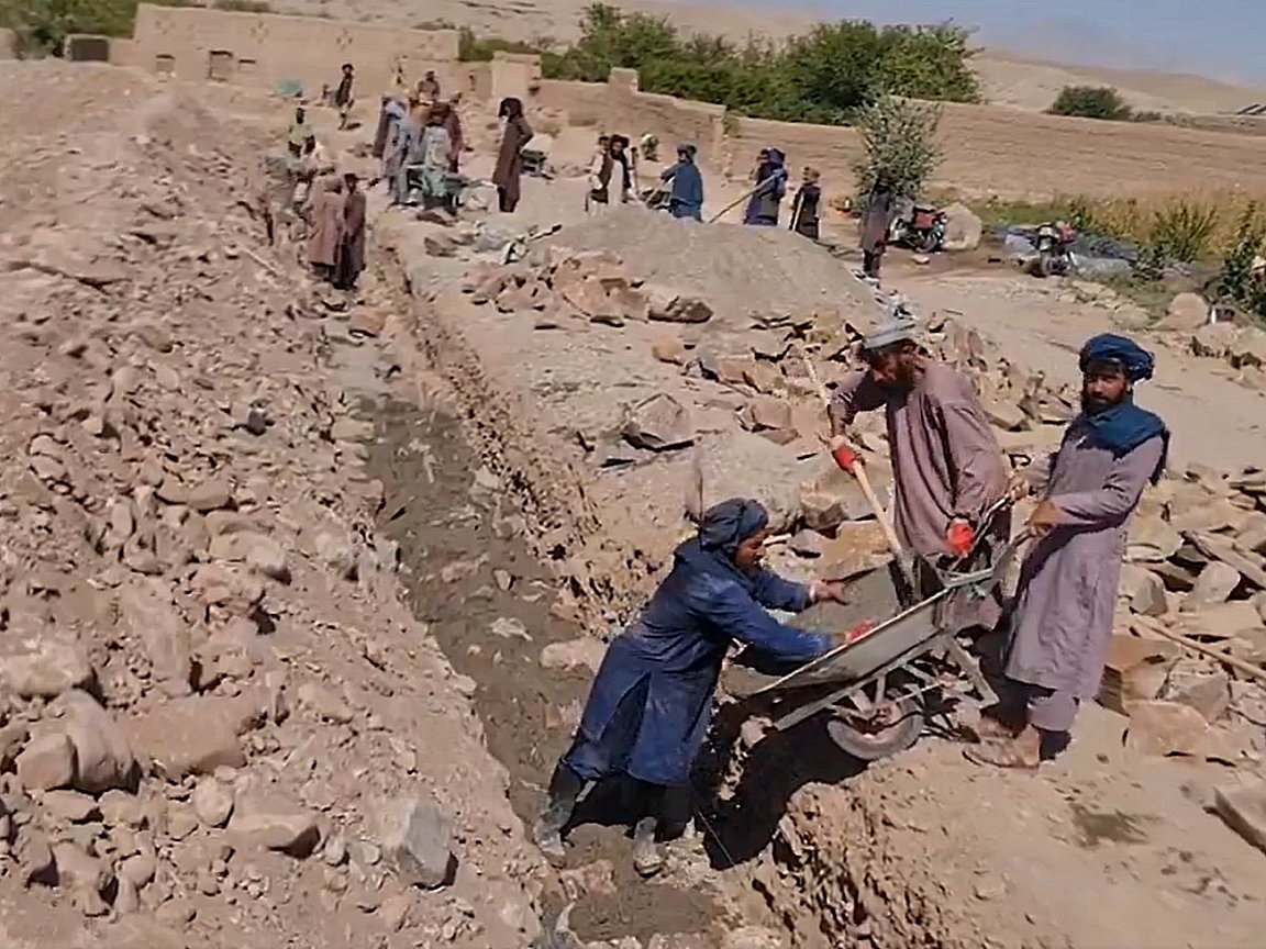 Climate Centre (@rcclimate) on Twitter photo Hopeful <a href="/ICRC_af/">ICRC Afghanistan</a> story on rolling back climate impacts and legacy of armed conflict now on <a href="/RCClimate/">Climate Centre</a> news site also: bit.ly/4ka40ec Hopeful <a href="/ICRC_af/">ICRC Afghanistan</a> story on rolling back climate impacts and legacy of armed conflict now on <a href="/RCClimate/">Climate Centre</a> news site also: bit.ly/4ka40ec