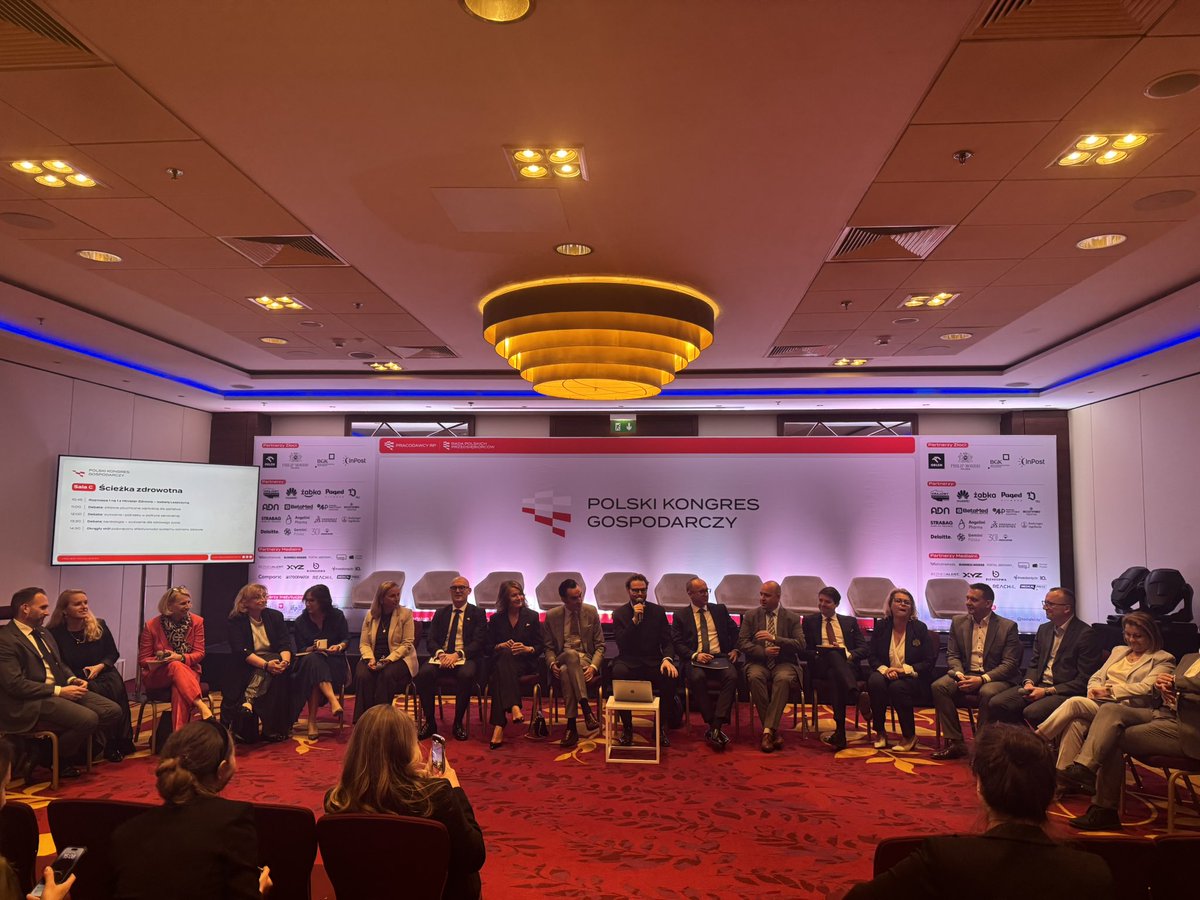 Agnieszka Gołąbek (@golabeka) on Twitter photo Szybka realizacja projektu e-ulotki leków oraz jeszcze większe usprawnienie zgłaszania działań niepożądanych - to dwa priorytety jakie wskazał Prezes <a href="/GCessak/">𝗚𝗿𝘇𝗲𝗴𝗼𝗿𝘇 𝗖𝗲𝘀𝘀𝗮𝗸</a> ważne dla poprawy efektywności systemu ochrony zdrowia #debata #PolskiKongresGospodarczy <a href="/zdrowiePRP/">Pracodawcy RP ZDROWIE</a> Szybka realizacja projektu e-ulotki leków oraz jeszcze większe usprawnienie zgłaszania działań niepożądanych - to dwa priorytety jakie wskazał Prezes <a href="/GCessak/">𝗚𝗿𝘇𝗲𝗴𝗼𝗿𝘇 𝗖𝗲𝘀𝘀𝗮𝗸</a> ważne dla poprawy efektywności systemu ochrony zdrowia #debata #PolskiKongresGospodarczy <a href="/zdrowiePRP/">Pracodawcy RP ZDROWIE</a>