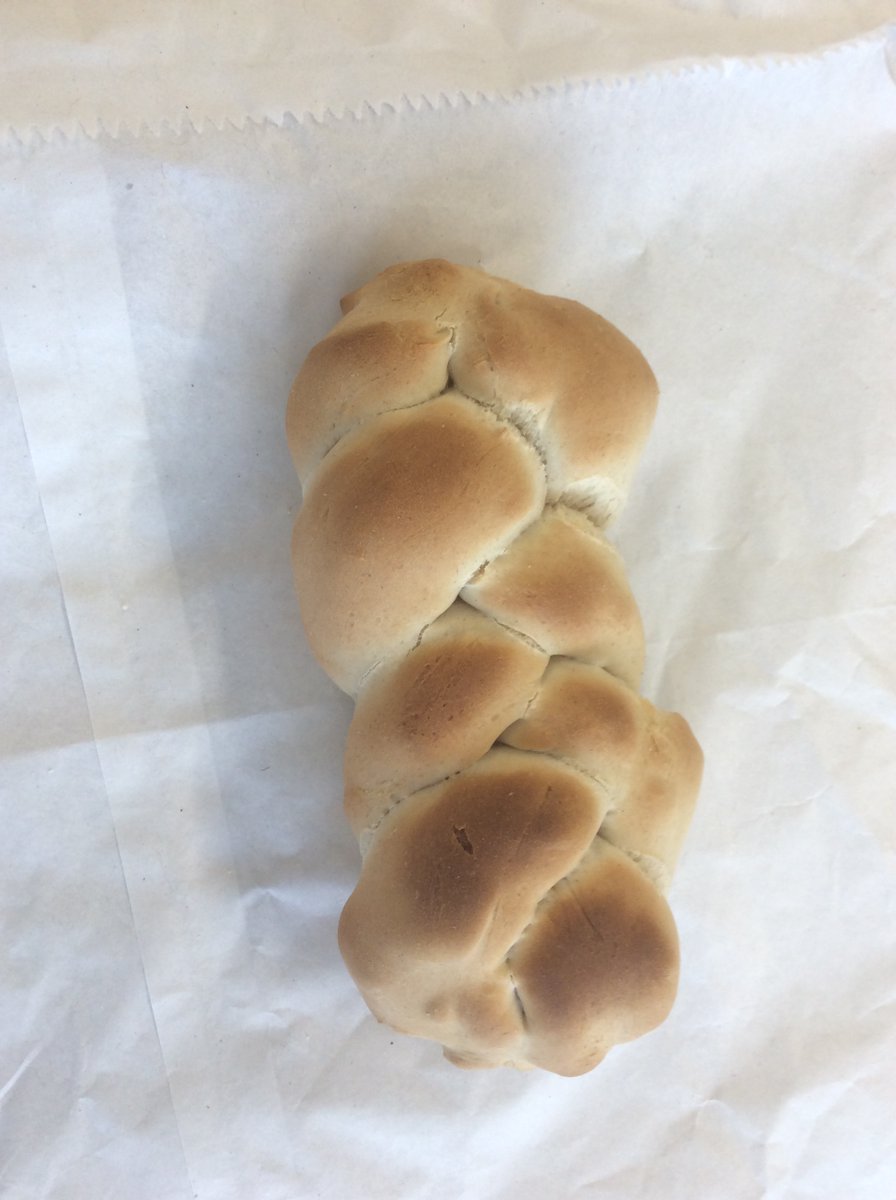 BlueCoatCofE's tweet photo. Year 8 have been busy showing their shaping and plaiting skills through baking bread today with some outstanding results! https://t.co/qbpDkqTH9V