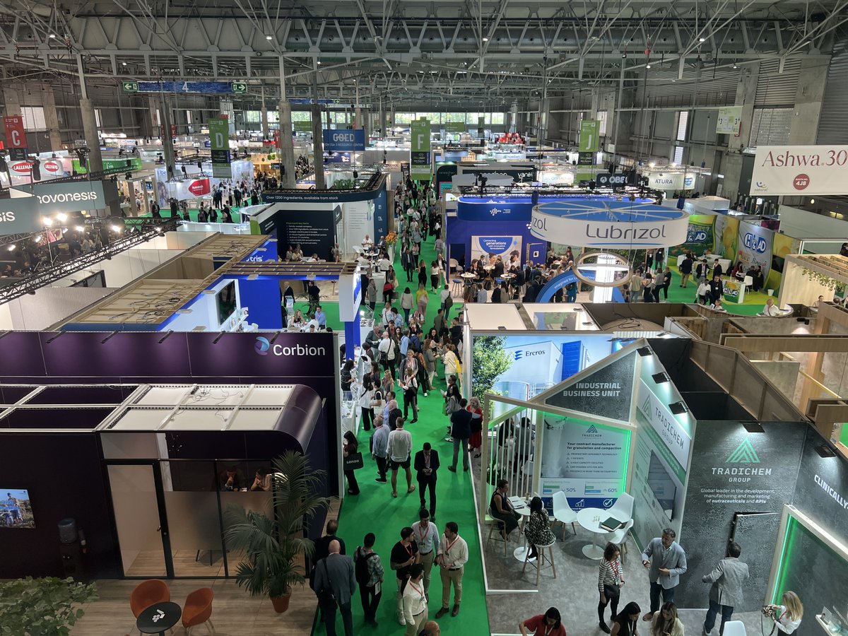 <a href="/Vitafoods_/">Vitafoods</a> 🙌 <a href="/Vitafoods_/">Vitafoods</a> opens in Barcelona with a record edition.

The world's leading event for the nutraceutical industry brings together more than 1,300 companies from all over the world until tomorrow, occupying 75,000 m² of the Gran Via venue. 💊🌱

#VitafoodsEurope