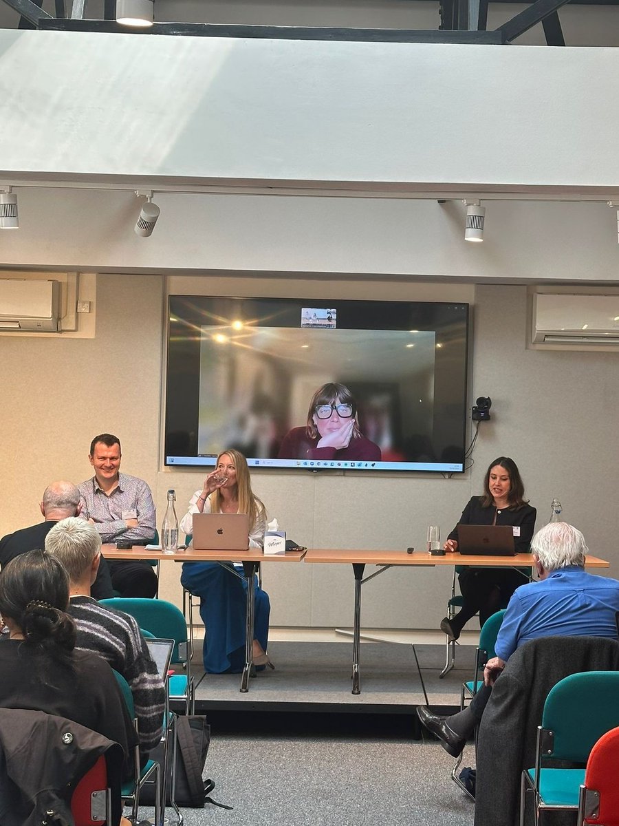 Legal Action Group (@legalactiongrp) on Twitter photo Children and young people were the focus of third panel, Grace Capel summarised the discussion - "hostile policy of recent years have eroded the special protections usually afforded to children and young people".
<a href="/OlliePersey/">Ollie Persey</a> <a href="/A_C_Benfield/">Antonia Benfield</a> <a href="/humansforrights/">Humans for Rights Network 🧡</a> <a href="/DoughtyStreet/">Doughty Street Chambers</a> Children and young people were the focus of third panel, Grace Capel summarised the discussion - "hostile policy of recent years have eroded the special protections usually afforded to children and young people".
<a href="/OlliePersey/">Ollie Persey</a> <a href="/A_C_Benfield/">Antonia Benfield</a> <a href="/humansforrights/">Humans for Rights Network 🧡</a> <a href="/DoughtyStreet/">Doughty Street Chambers</a>