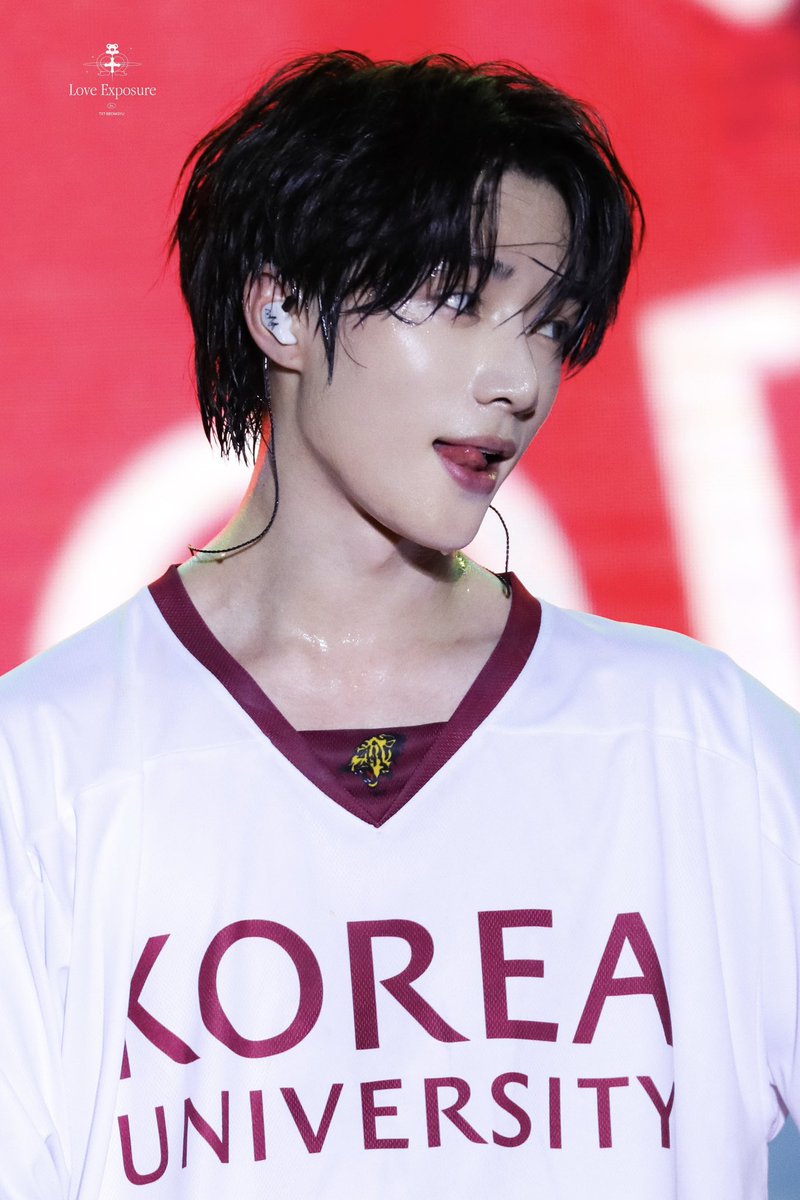 lovexposure313's tweet photo. 250521 고려대 대동제 

#TXT #범규 #BEOMGYU              
#TOMORROW_X_TOGETHER https://t.co/iw1QsZdDbW
