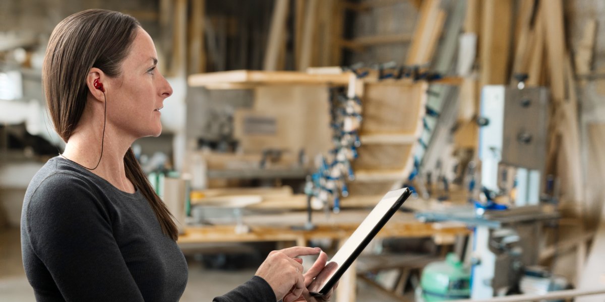 Affecting over 33 million workers annually in the U.S. and Canada, hearing damage is a significant issue in the workplace. Learn how to protect your team from hearing-related injuries in the workplace in our recent blog.

hubs.la/Q03kWYS_0