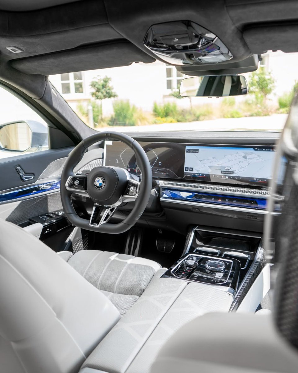 When the inside looks like this, the destination doesn’t matter.​

The BMW 7 Series.​

📸: IG (_a.s.carphoto)​

#BMWMiddleEast #The7