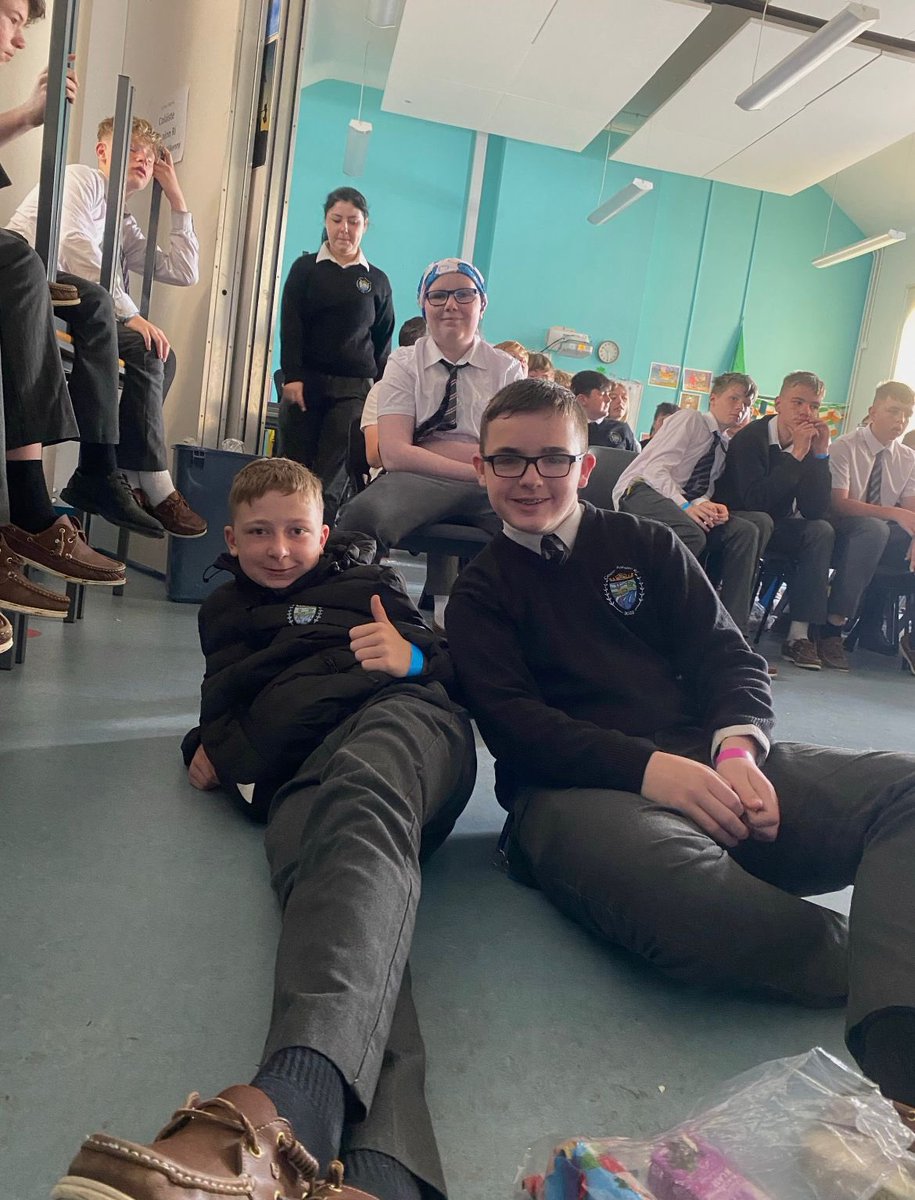 ColAbhainnRi's tweet photo. Congratulations to 5A on the completion of key assignment and a successful movie screening  with first year students. Well done to all involved. #keyassignment #moviescreening #CEIST #ERST https://t.co/Y9vRARi6FS
