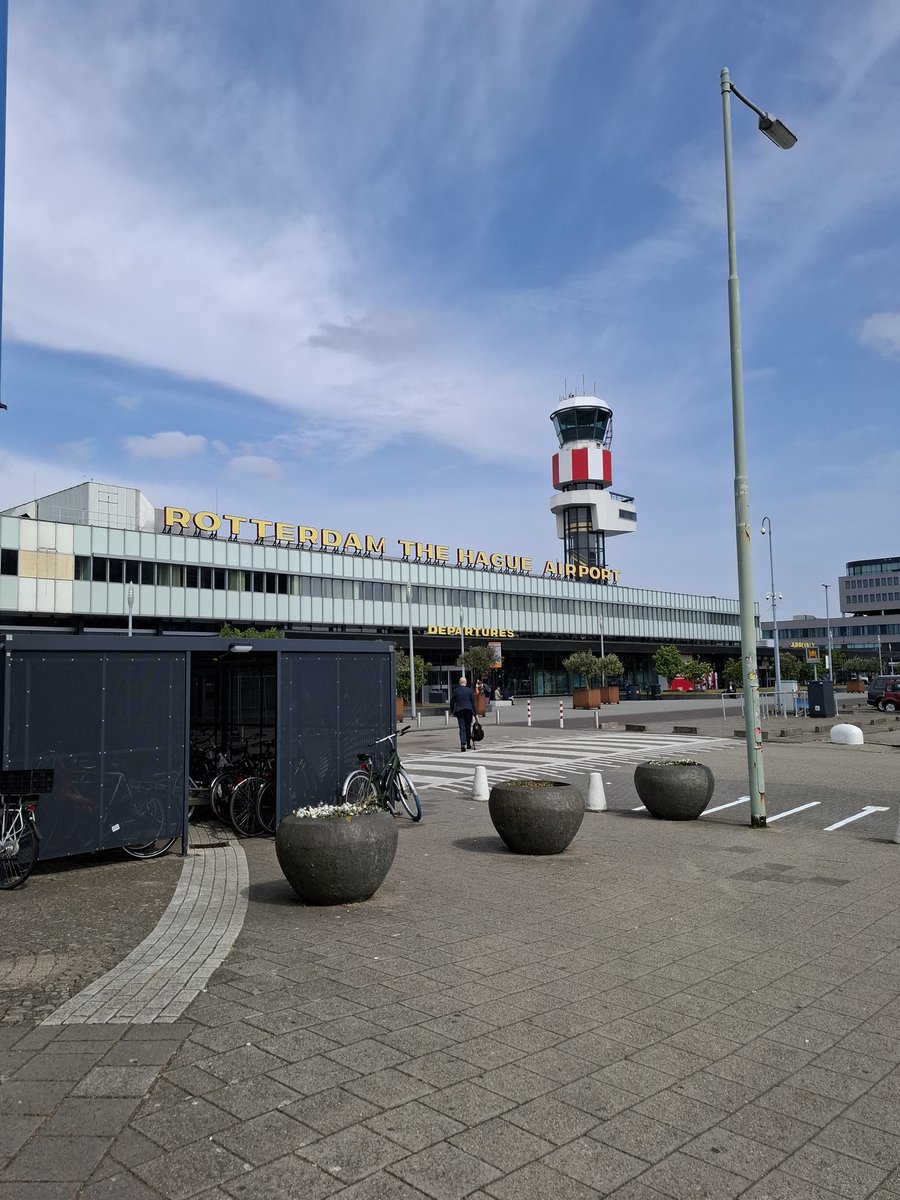 ZO, ik ga ff 5 dagen met 5 vrouwen naar Ibiza...🌴🍺☀️