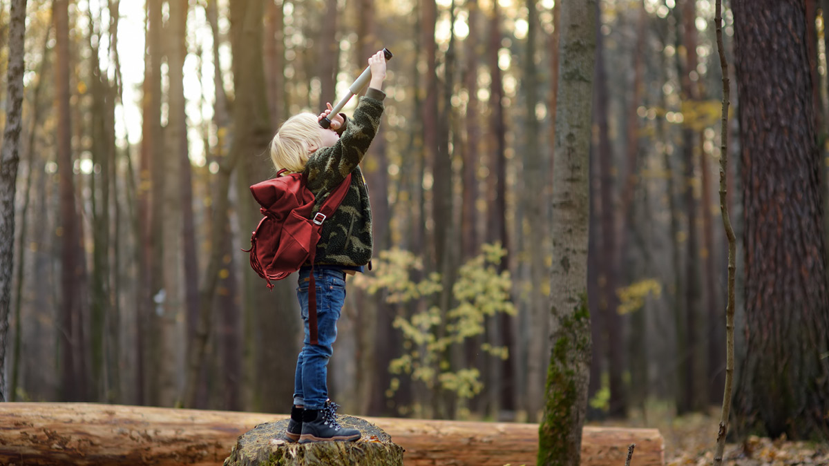 We compare the potential returns from investing £10,000 over the next 50 years versus holding it in cash, and explain what these results mean for you. Read more: vgi.vg/3HjWy1p Capital at Risk.