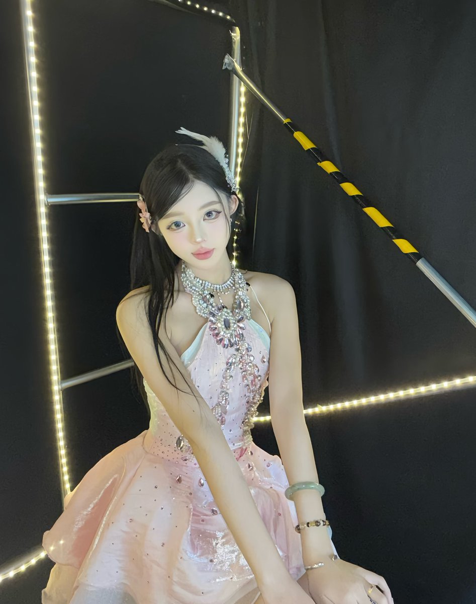 知知（上海） tweet media