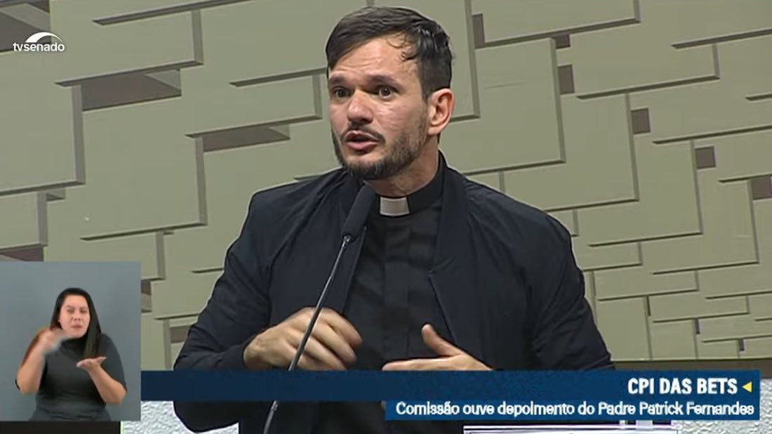 Padre Patrick em pouco tempo de depoimento na CPI das Bets acabou com os influenciadores, cristãos, mídia e todo mundo que divulga e da espaço pra essas casas de apostas. Sem contar na oratória perfeita do Padre com argumentos impecáveis