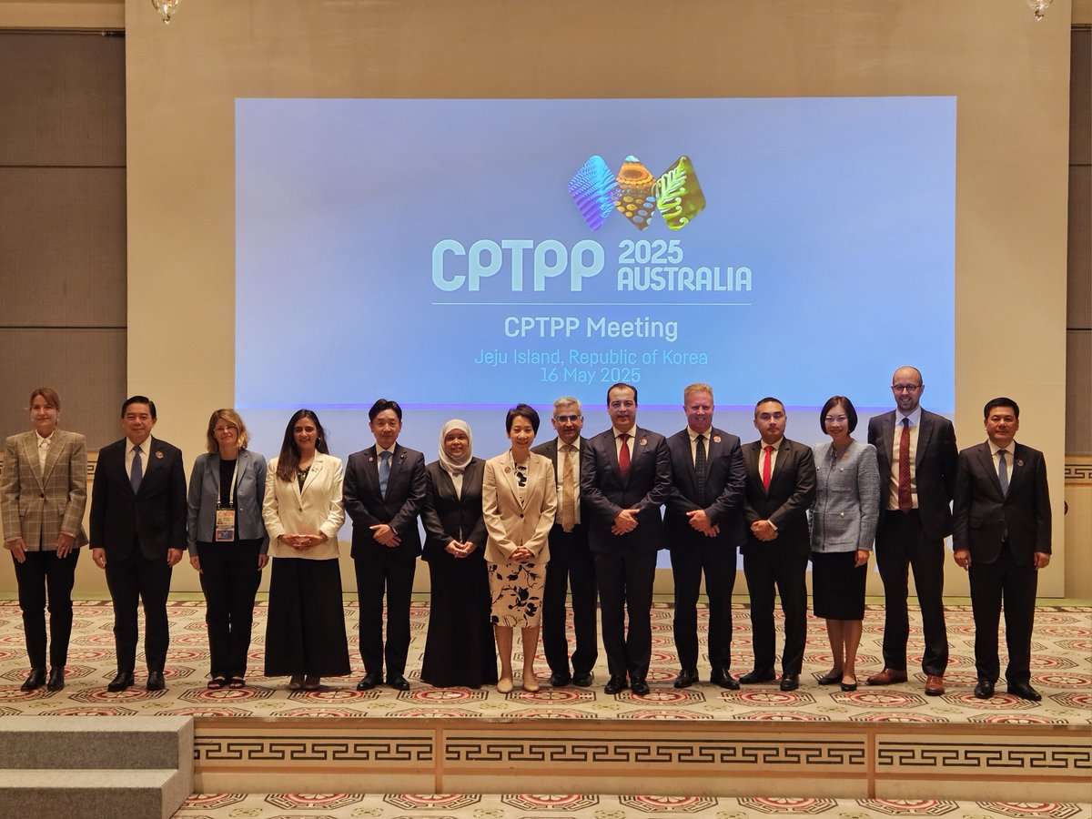 Commerce Canada (@commercecanada) on Twitter photo La semaine derniĂšre, des reprĂ©sentants canadiens ont rencontrĂ© leurs partenaires du #PTPGP Ă Jeju, en RĂ©publique de CorĂ©e, afin de discuter du potentiel de lâaccord pour aider les entreprises Ă ĂȘtre plus concurrentielles dans lâIndo-Pacifique.
Plus iciđ: international.gc.ca/trade-commerce⊠La semaine derniĂšre, des reprĂ©sentants canadiens ont rencontrĂ© leurs partenaires du #PTPGP Ă Jeju, en RĂ©publique de CorĂ©e, afin de discuter du potentiel de lâaccord pour aider les entreprises Ă ĂȘtre plus concurrentielles dans lâIndo-Pacifique.
Plus iciđ: international.gc.ca/trade-commerceâŠ