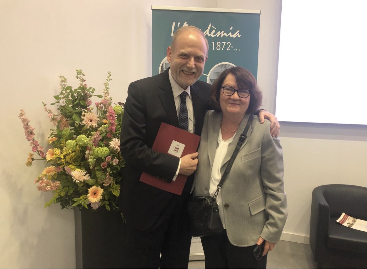 Joan Caylà (@joancayla) on Twitter photo Premi Josep Trueta 2025 de l’Acadèmia de Ciències Mèdiques i de la Salut de Catalunya I Balears:
👉 Enhorabona al dr Josep M. Miró
👏👏👏
<a href="/BcnVih/">VIHClínicBCN</a> <a href="/idibaps/">IDIBAPS</a> <a href="/hospitalclinic/">Hospital Clínic</a> <a href="/SCMIMC1/">SCMIMC</a> <a href="/GeSIDA_SEIMC/">GeSIDA-SEIMC</a> <a href="/SEIMC_/">SEIMC</a> <a href="/TB_UITB/">UITB</a> Premi Josep Trueta 2025 de l’Acadèmia de Ciències Mèdiques i de la Salut de Catalunya I Balears:
👉 Enhorabona al dr Josep M. Miró
👏👏👏
<a href="/BcnVih/">VIHClínicBCN</a> <a href="/idibaps/">IDIBAPS</a> <a href="/hospitalclinic/">Hospital Clínic</a> <a href="/SCMIMC1/">SCMIMC</a> <a href="/GeSIDA_SEIMC/">GeSIDA-SEIMC</a> <a href="/SEIMC_/">SEIMC</a> <a href="/TB_UITB/">UITB</a>
