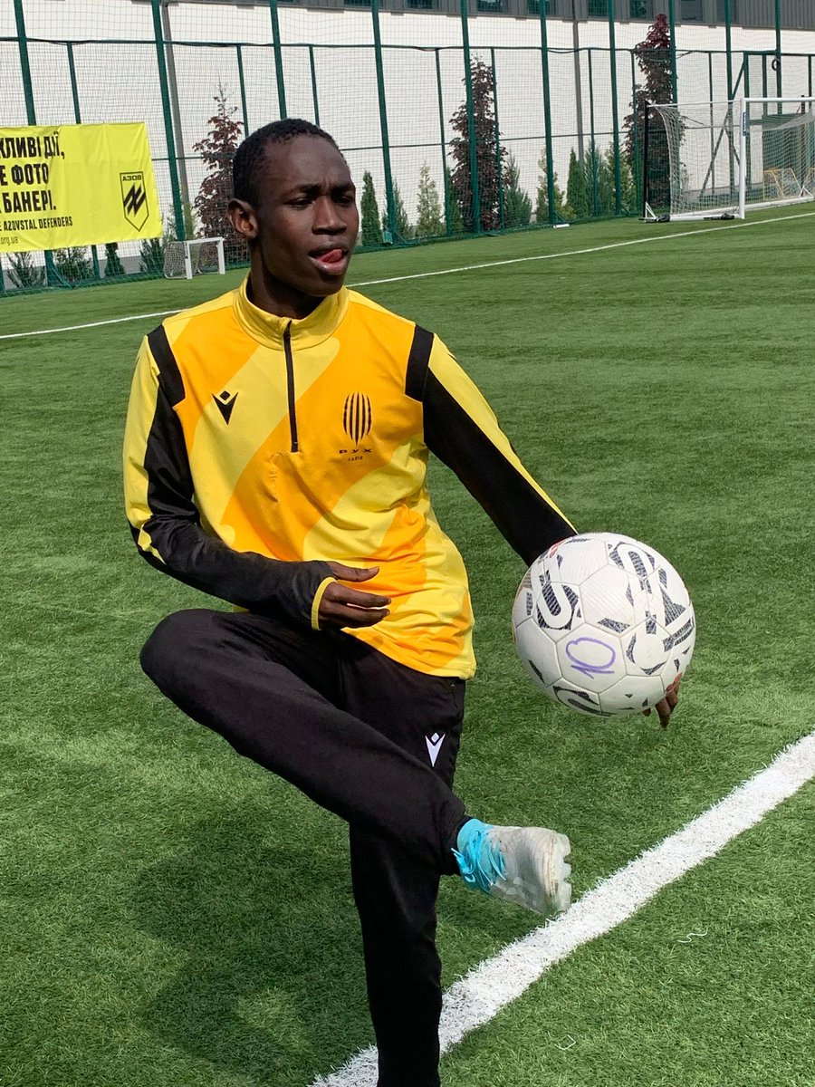 soccercafe1's tweet photo. Kawsu Sanneh on trial with Rukh Lviv!
The Gambia U17 standout is already already making a strong impression.
Will we see him land a pre-contract before his 18th birthday?
#KawsuSanneh #GambiaU17 #OnTrial #FutureStar #RukhLviv #Scouted https://t.co/vzo6GBmP3i