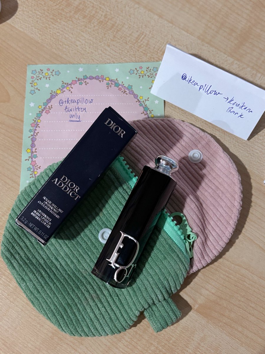 buywithmarcie's tweet photo. ตัดใจขาย
dior addict 329
color: tie & dior
มีกลิ่นหอมกุหลาบ🌹
ของแท้ค่ะ ไม่มีรอยตำหนิ
ราคา: 1000 งดต่อ
แค่ลองสวอชสีหลังมือ
ขายเพราะสีไม่ตรงpersonal colorคับ🥹
#ส่งต่อdior #diorth #ส่งต่อลิปdior #ลิปdior https://t.co/uMfQkW87jM