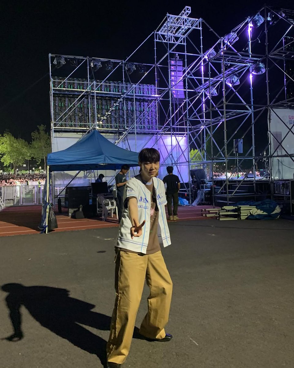 na_deul2's tweet photo. 이제 여름이여~ https://t.co/FBZm47eTfG
