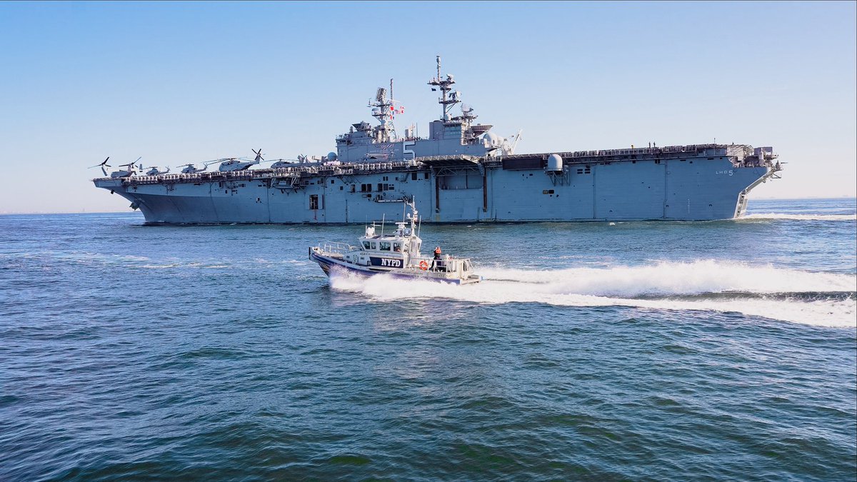 NYPD NEWS (@nypdnews) on Twitter photo This Fleet Week, we honor and welcome all of the brave men and women of our <a href="/USNavy/">U.S. Navy</a>, <a href="/USMC/">U.S. Marines</a>, and <a href="/USCG/">U.S. Coast Guard</a>.
We thank all of those for their service and a special thank you to our members of the NYPD who have served, or are serving double duty. This Fleet Week, we honor and welcome all of the brave men and women of our <a href="/USNavy/">U.S. Navy</a>, <a href="/USMC/">U.S. Marines</a>, and <a href="/USCG/">U.S. Coast Guard</a>.
We thank all of those for their service and a special thank you to our members of the NYPD who have served, or are serving double duty.