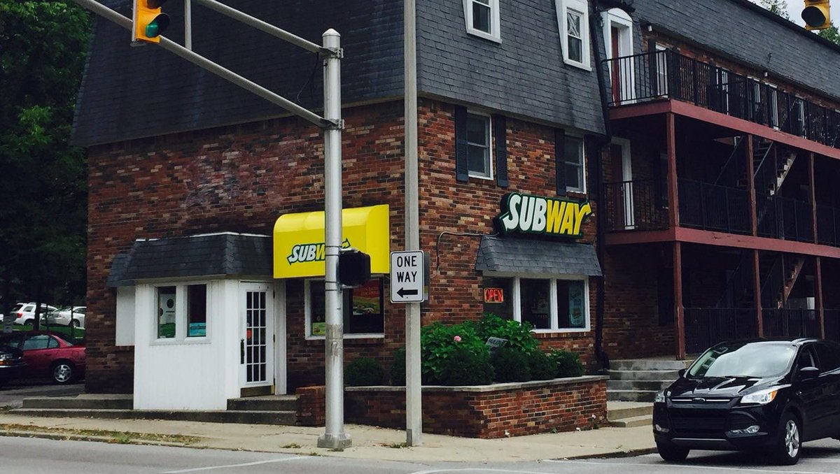 btownmoose's tweet image. People from NYC want to make fun of Indiana for not having a subway when we had the most infamous one in the entire world