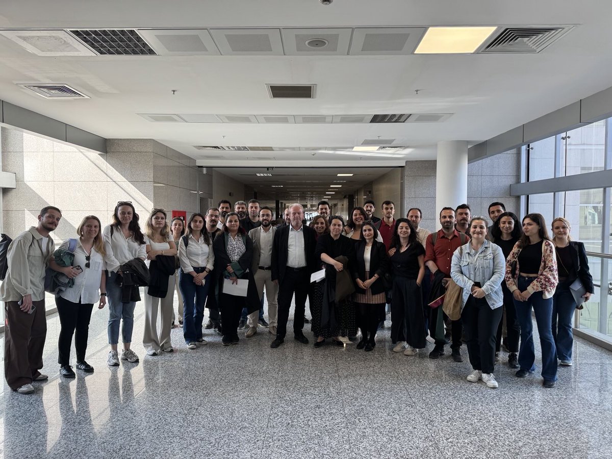 Genel Merkez Yöneticimiz Av. Ruken Gülağacı hakkında Sulh Ceza Hakimliğince dosya üzerinden ev hapsi kararı verilmiştir. Gerekliliği bulunmadığı halde özgürlüğü kısıtlayan, hukuk dışı ve keyfi ev hapsi tedbir kararını kabul etmiyoruz! 

Mesleki faaliyetlerini sürdürürken