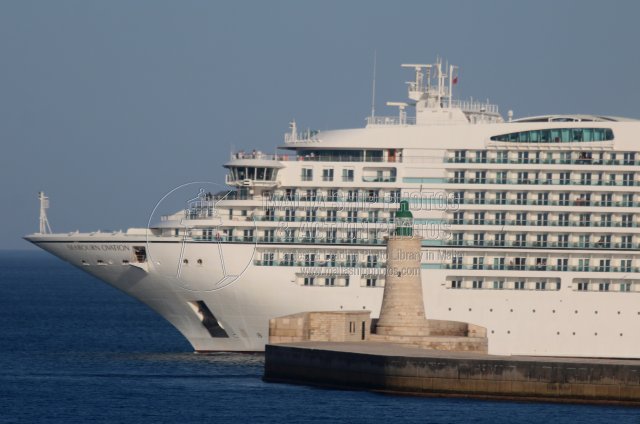 Shipguru's tweet photo. #SeabournCruiseLine #cruiseliner #SEABOURN_OVATION #justleaving #grandharbourmalta after #overnightstay - 19.05.2025- https://t.co/nfgboxc3g3 -NO PHOTOS can be used or manipulated without our permission @SeabournCruise @Valletta_Port @cruiselifestyl @SeatradeInsider @Rich_Ships https://t.co/5nNM13UMf3