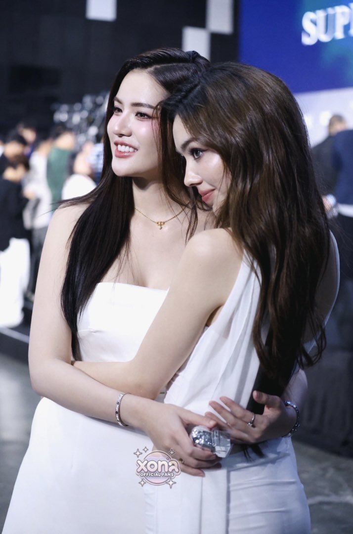 Xonahome's tweet photo. ขอคนเข้าใจสิ่งนี้ 😭 (🫸🏻🧠🫷🏻)

#โซน่า #xona https://t.co/ju8xYMDbB3