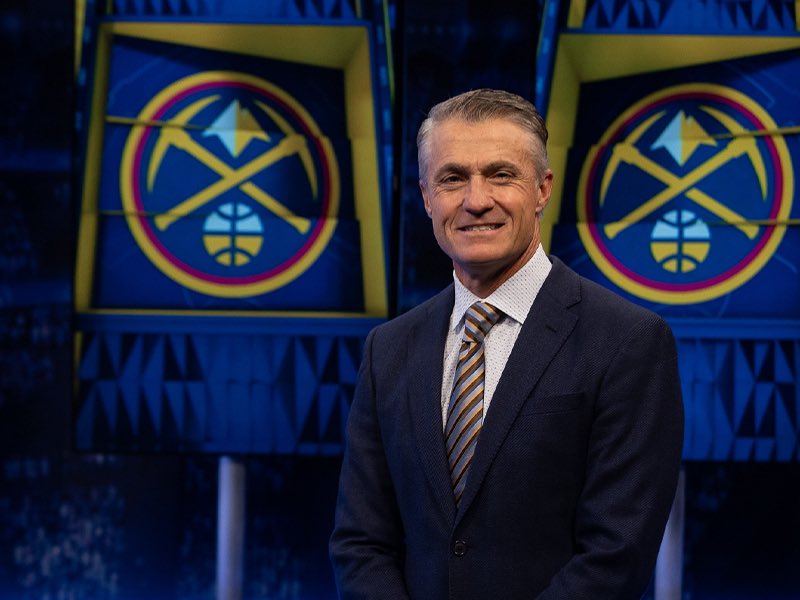 AltitudeTV (@altitudetv) on Twitter photo Happy birthday <a href="/VicLombardi/">Vic Lombardi</a>! 🥳
Hopefully you get to enjoy your day on a golf course! Happy birthday <a href="/VicLombardi/">Vic Lombardi</a>! 🥳
Hopefully you get to enjoy your day on a golf course!