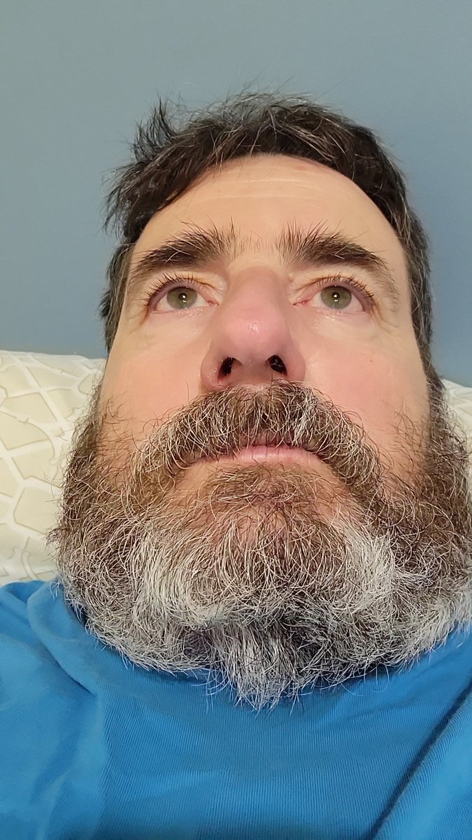 unclebobby248's tweet photo. I think I found a piece of granola from Tuesday in my beard. It's time to feel skin again. # shave time https://t.co/6YAWvSiU1p