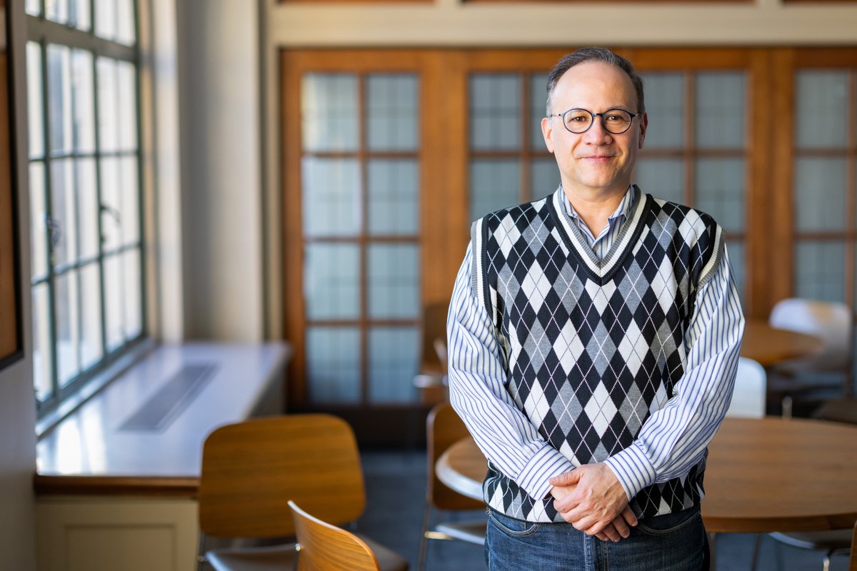 Minda de Gunzburg Center for European Studies (@europeatharvard) on Twitter photo 🏆 Congratulations to Roberto Dominguez for receiving the 2025-2026 #Fulbright Global Scholar Award! This prestigious award will support the research Roberto is conducting at CES on critical mineral policy across the EU, US, and Latin America. <a href="/Suffolk_U/">Suffolk University</a>
ces.fas.harvard.edu/people/roberto… 🏆 Congratulations to Roberto Dominguez for receiving the 2025-2026 #Fulbright Global Scholar Award! This prestigious award will support the research Roberto is conducting at CES on critical mineral policy across the EU, US, and Latin America. <a href="/Suffolk_U/">Suffolk University</a>
ces.fas.harvard.edu/people/roberto…