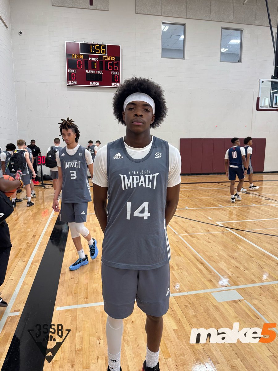 Jevin Jackson🌪 (@sir_jackson1) on Twitter photo <a href="/3SSBCircuit/">3Stripes Select Basketball</a> <a href="/BayAreaHoopsfl/">Reg Burke ΦΒΣ🤘🏾</a> <a href="/KmajayJ/">Kmajay Jenkins</a> <a href="/AtlCeltics2027/">Atlanta Celtics 3SSB 2027</a> <a href="/bigsmoove07/">'Nationwide Tate'</a> <a href="/NinaZDallas/">Nina Z</a> 3SSB Session 2 Sunday Standout <a href="/3SSBCircuit/">3Stripes Select Basketball</a>
6’7 F Justin Akengbowa C/O 2028
A young forward with a lot of upside. Showcased his offensive versatility by finishing well around the basket and stepping out shooting 5/6 from 3. Definitely one to keep an eye on.
<a href="/BayAreaHoopsfl/">Reg Burke ΦΒΣ🤘🏾</a> <a href="/3SSBCircuit/">3Stripes Select Basketball</a> <a href="/BayAreaHoopsfl/">Reg Burke ΦΒΣ🤘🏾</a> <a href="/KmajayJ/">Kmajay Jenkins</a> <a href="/AtlCeltics2027/">Atlanta Celtics 3SSB 2027</a> <a href="/bigsmoove07/">'Nationwide Tate'</a> <a href="/NinaZDallas/">Nina Z</a> 3SSB Session 2 Sunday Standout <a href="/3SSBCircuit/">3Stripes Select Basketball</a>
6’7 F Justin Akengbowa C/O 2028
A young forward with a lot of upside. Showcased his offensive versatility by finishing well around the basket and stepping out shooting 5/6 from 3. Definitely one to keep an eye on.
<a href="/BayAreaHoopsfl/">Reg Burke ΦΒΣ🤘🏾</a>