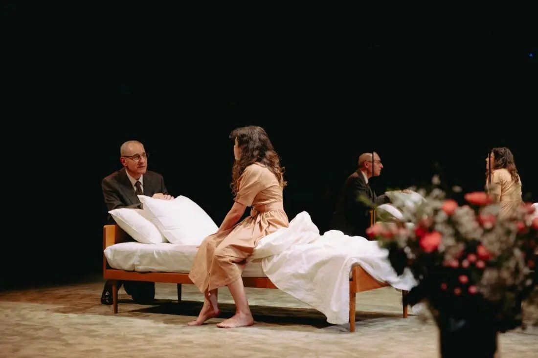 ‘Una mena d’Alaska’ al <a href="/teatrelliure/">Teatre Lliure</a> m’ha costat, ho reconec. Hi ha una part sensible i gairebé poètica que volia connectar amb mi, però no hi he entrat al 100%. Molt bona interpretació de la Mireia Aixalà 👧🏻