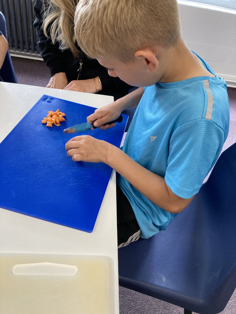 GCPSYear3's tweet photo. We made vegetable soup today. We peeled and chopped and tasted 🤤 and it was a great success! @GreenfieldsCPS https://t.co/H8KBd819KM