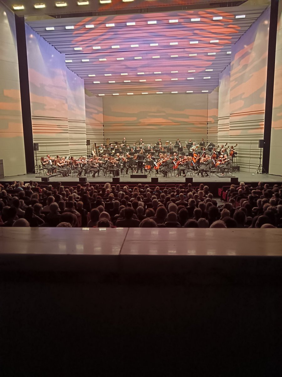 Jean-Patrick Fillet 😂 (@jpfillet) on Twitter photo Moment magique quand l' <a href="/ONPL_orchestre/">Orchestre National des Pays de la Loire - ONPL</a> joue star wars 😍🌟👍 <a href="/isabelleleroy4/">Isabelle Leroy</a> Moment magique quand l' <a href="/ONPL_orchestre/">Orchestre National des Pays de la Loire - ONPL</a> joue star wars 😍🌟👍 <a href="/isabelleleroy4/">Isabelle Leroy</a>