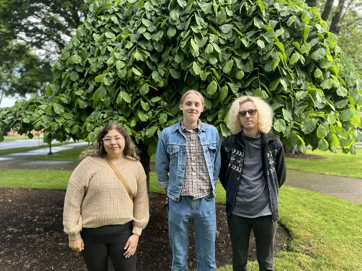 We're incredibly proud to announce the Western Oregon University Poetry Prize winners!
 
Congratulations to Guthrie Romas, Carla Macedo, and Aubrey Laine Baker for their outstanding achievements. Their work truly inspires!

Read more: wou.edu/2025/05/20/wes…
