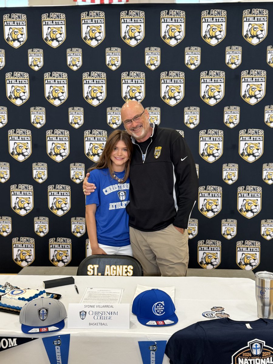 Congratulations to Sydnie Villarreal who signed today to play at Christendom College in Virginia! Christendom has won back to back National Championships these past 2 years!  Sydnie's brand of hard work &amp; skill will fit right in! 🏀💪🐯 #tigertocrusader
