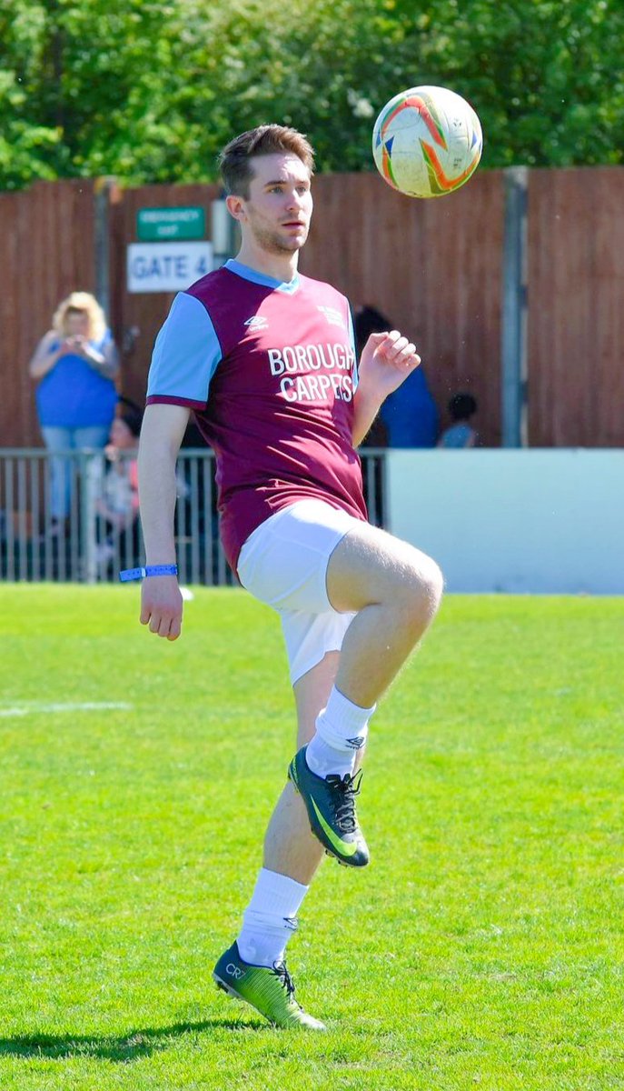 El Crapico on telly is making me miss the hubby 😢