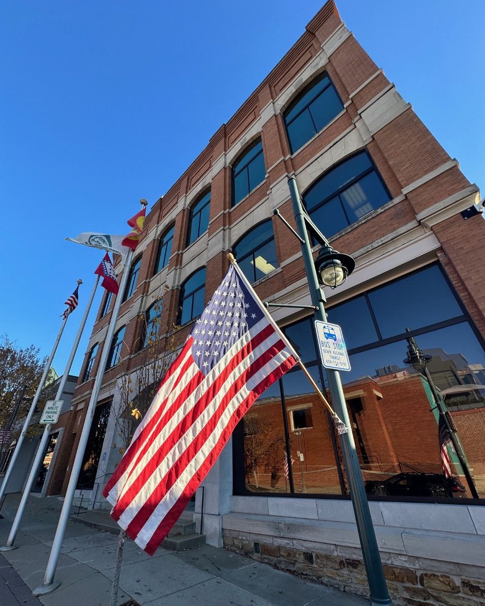 City of Fayetteville offices will be closed Monday, May 26, in observance of the Memorial Day holiday. 

Both residential and commercial recycling and trash pick-up routes will run on schedule. Learn more: cvcpl.us/aXozwtc