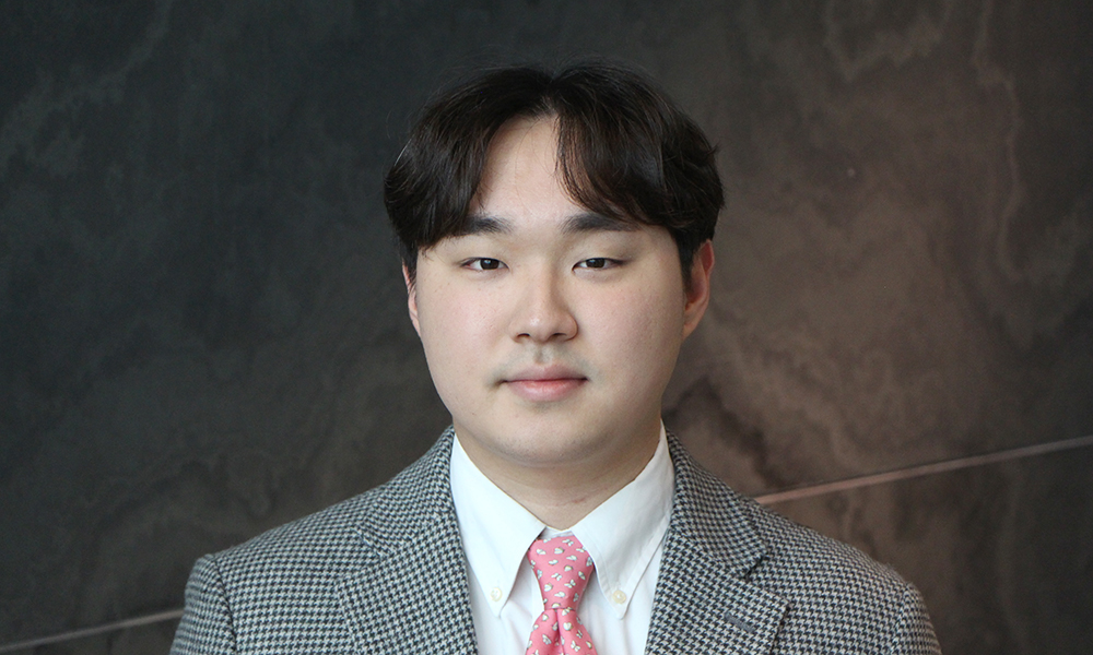 MCB_Harvard (@mcb_harvard) on Twitter photo David Kang (Neuroscience ‘25) Awarded the 2025 John E. Dowling Thesis Prize
mcb.harvard.edu/department/new… <a href="/RachelleGaudet/">Rachelle Gaudet</a> <a href="/VMurthyLab/">MurthyLab at Harvard</a> <a href="/DulacLab/">Catherine Dulac</a> <a href="/mlgredler/">Marissa Gredler</a> <a href="/RivasElenaRivas/">Dr Elena Rivas @elenarivas@qoto.org</a> <a href="/JeeyunC/">Jeeyun Chung</a> <a href="/MicrobiomeTcell/">Kazuki Nagashima</a> <a href="/rnett42/">Ryan Nett</a> <a href="/HekstraLab/">Hekstra Lab</a> David Kang (Neuroscience ‘25) Awarded the 2025 John E. Dowling Thesis Prize
mcb.harvard.edu/department/new… <a href="/RachelleGaudet/">Rachelle Gaudet</a> <a href="/VMurthyLab/">MurthyLab at Harvard</a> <a href="/DulacLab/">Catherine Dulac</a> <a href="/mlgredler/">Marissa Gredler</a> <a href="/RivasElenaRivas/">Dr Elena Rivas @elenarivas@qoto.org</a> <a href="/JeeyunC/">Jeeyun Chung</a> <a href="/MicrobiomeTcell/">Kazuki Nagashima</a> <a href="/rnett42/">Ryan Nett</a> <a href="/HekstraLab/">Hekstra Lab</a>